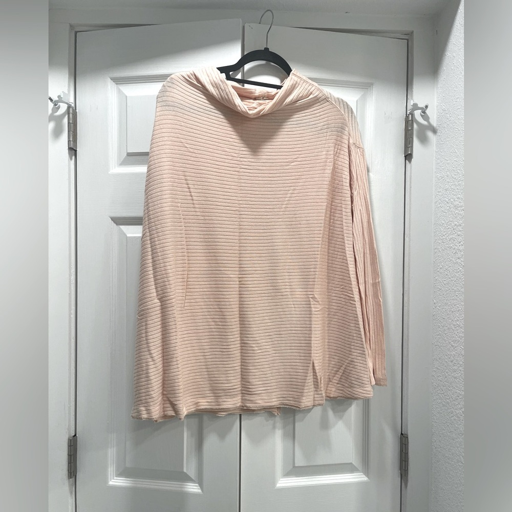 Free People 
Medium
Blush/light pink